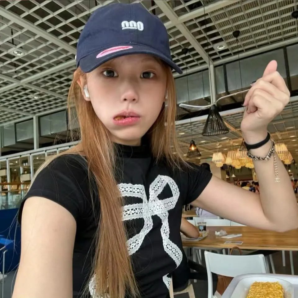 流板七人